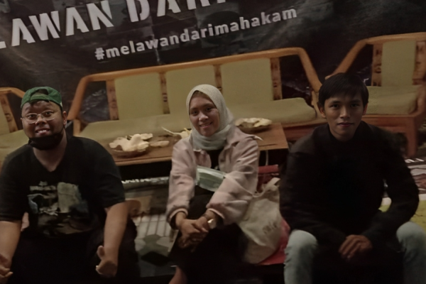 Selamat Tinggal, Penyair